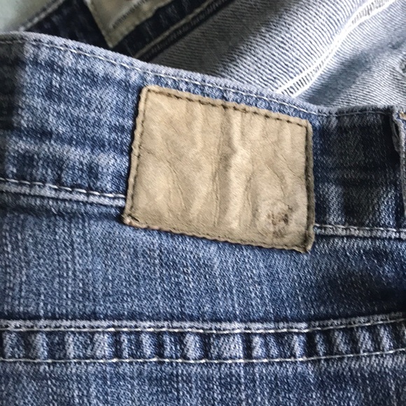 Jeans - Picture 11 of 12